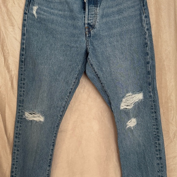 Levi’s Women’s 501 Skinny Jeans - Picture 3 of 6